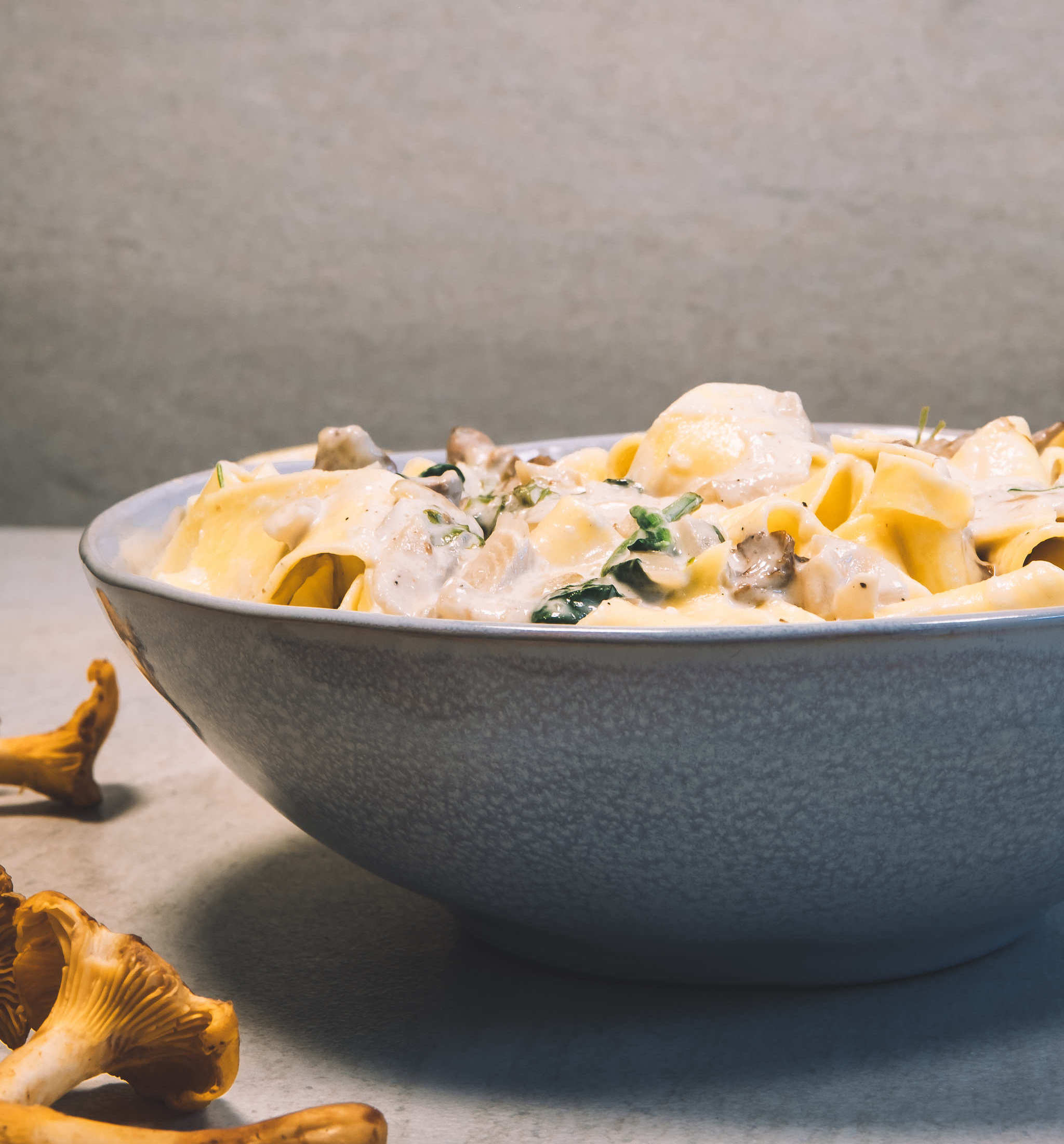 Krämig kantarellpasta kantarellsås