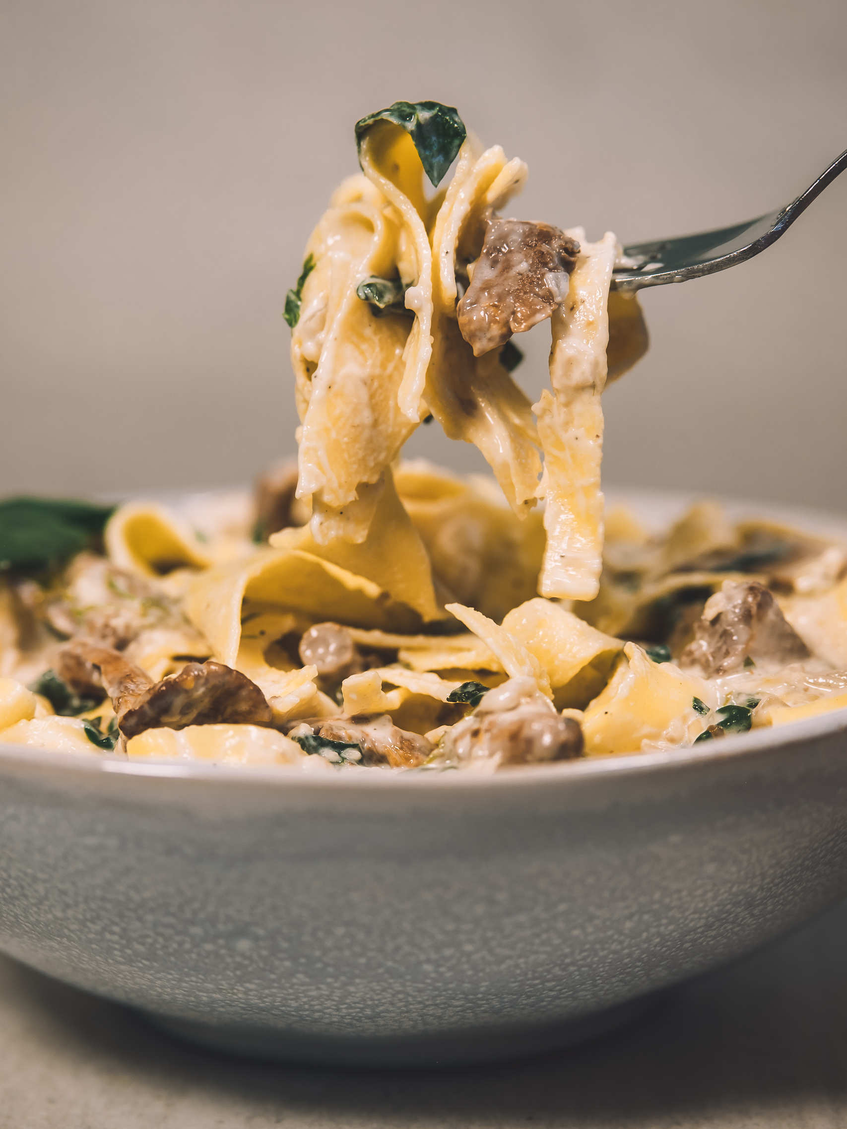 Krämig kantarellpasta kantarellsås