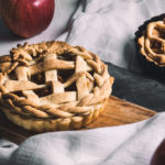 Super simple vegan apple pie