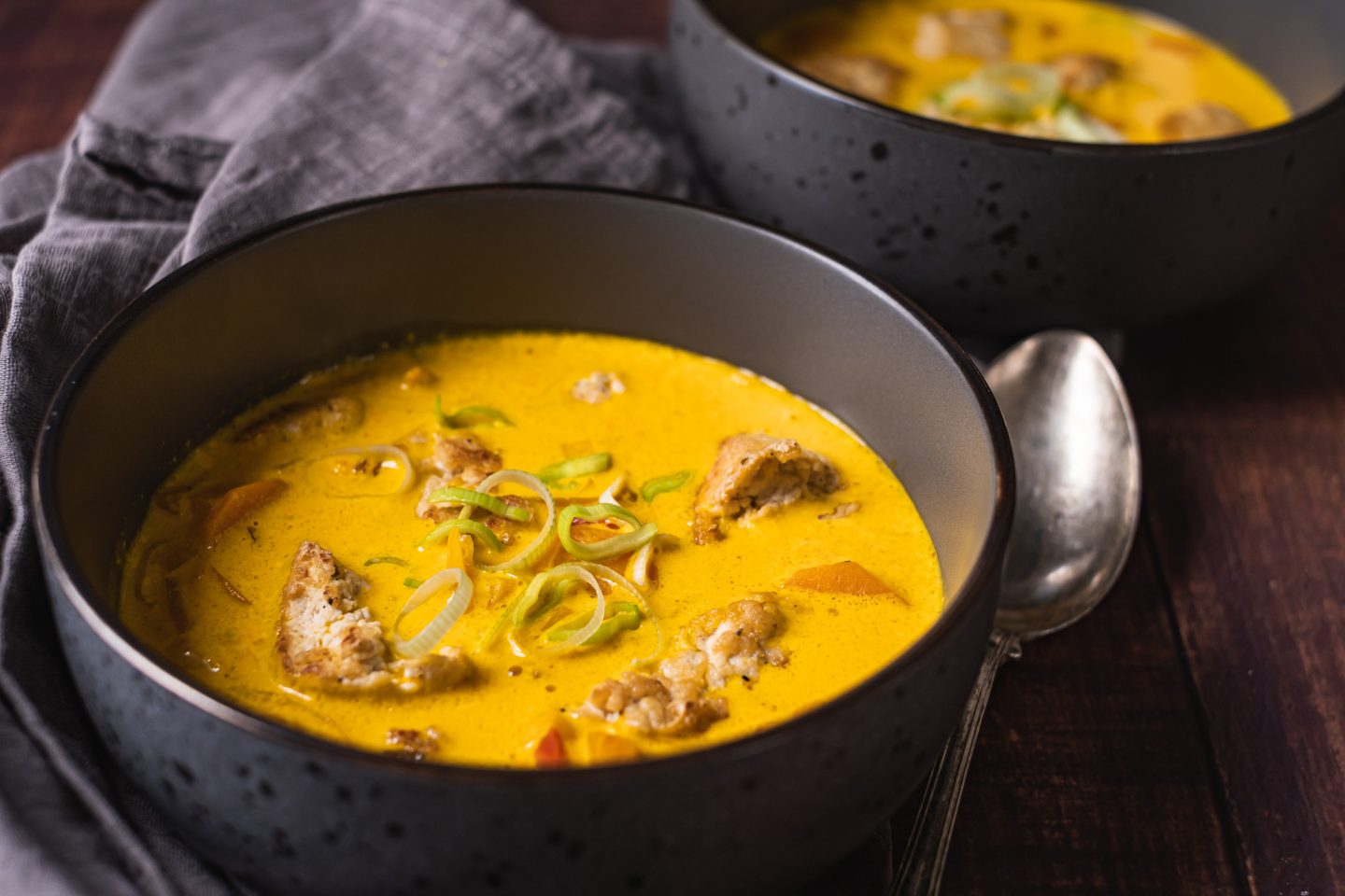 Vegansk fiskbuljong torsbuljong