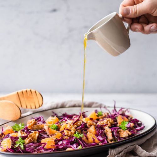 Rödkålsallad med apelsin och valnötter julsallad