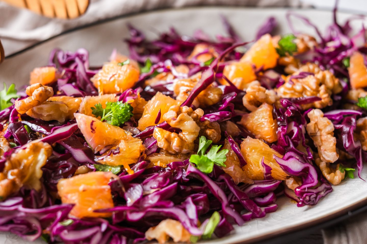 Rödkålsallad med apelsin och valnötter julsallad